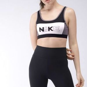 Nike sports bra workout gear